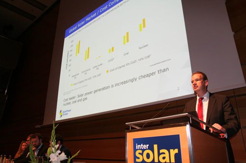 2018-2022年全球新長臉伏容量將達621.7吉瓦